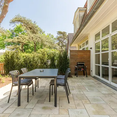 Strandvilla Lilli בית נופש *